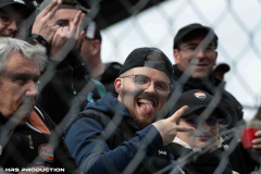 fans-12